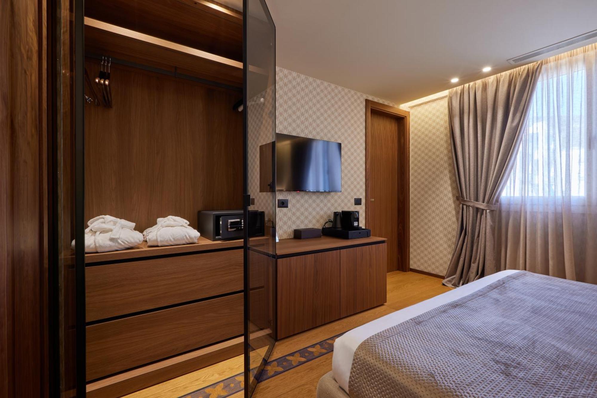 Valis Luxury Hotel Vlorë Exteriér fotografie