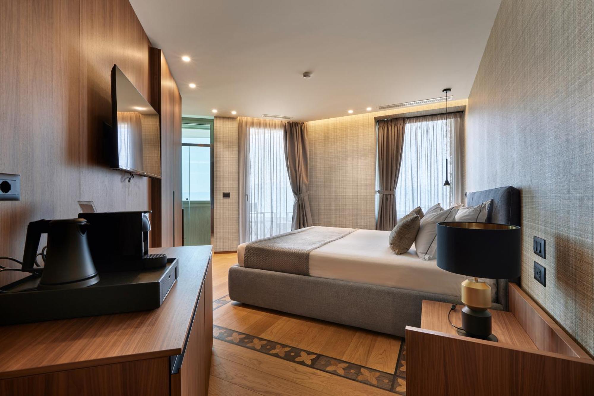 Valis Luxury Hotel Vlorë Exteriér fotografie